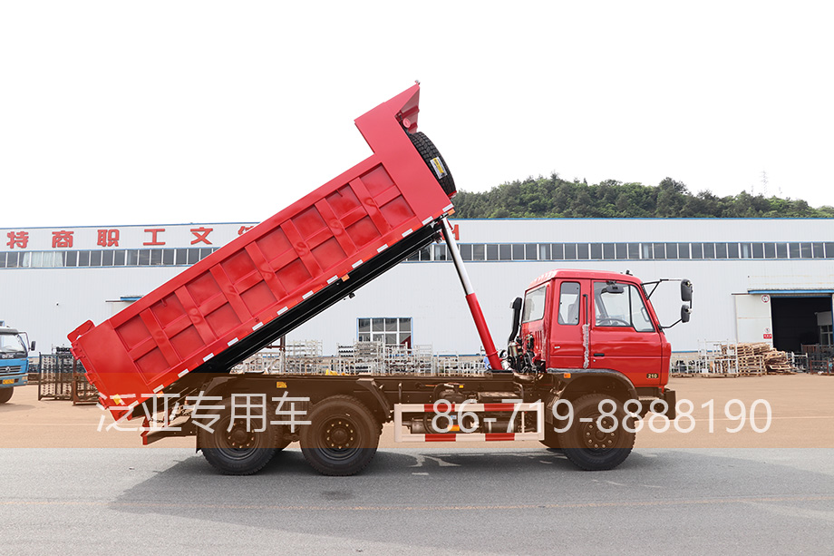 东风红旋风,四驱越野工程车,四驱重型工程车出口