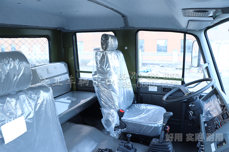 东风四驱六驱，EQ2082，EQ2102，EQ2102N，越野卡车，越野特种车，越野专用车