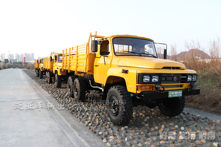 东风越野车,东风四驱,六驱东风运兵车,东风4X4,东风6x6,越野专用车,东风专用车,东风运兵车,东风越野车,东风6驱卡车,东风4驱卡车,东风四驱,东风六驱,