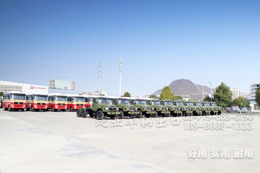 东风六驱越野卡车,EQ2082越野车,东风尖头卡车,出口东南亚车辆,六驱卡车底盘