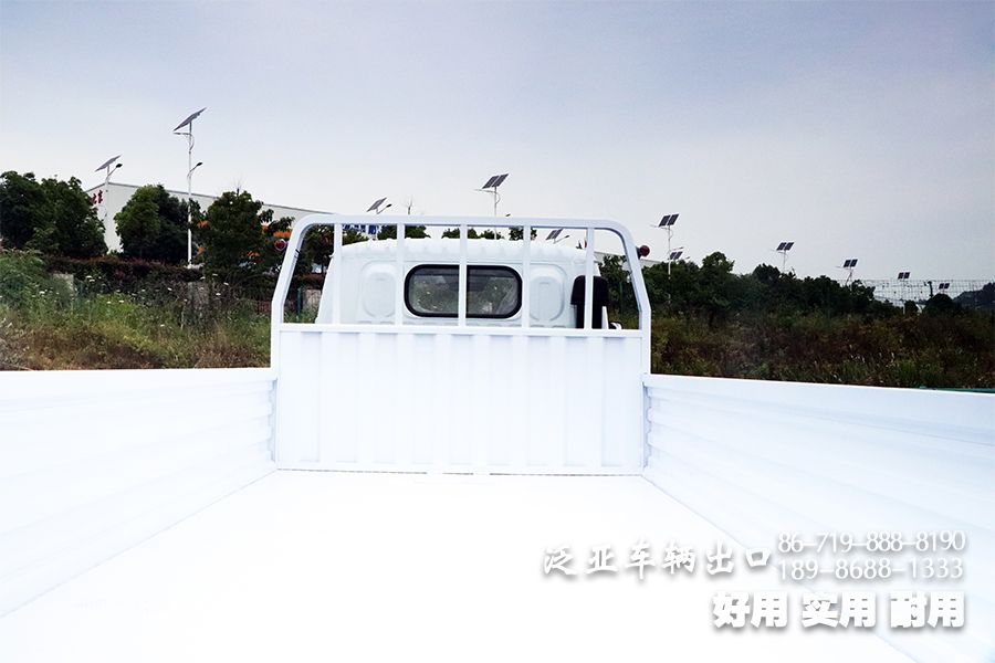 东风四驱卡车,小四驱底盘,右舵卡车,右舵车出口,右舵轻卡,东风轻卡出口,东风四驱出口,东风福瑞卡