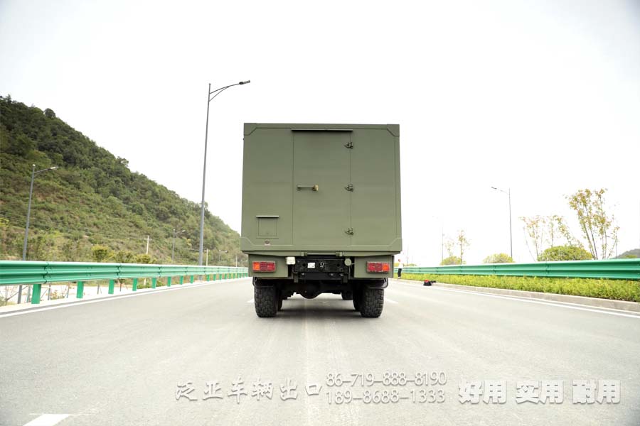 东风六驱越野卡车， 后援保障车，维修保障车，EQ2102,六驱越野车，东风六驱