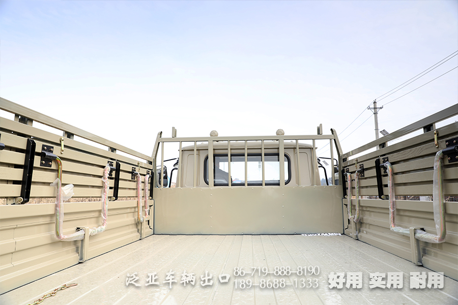 EQ240,东风六驱,越野卡车,6*6长头,运兵车,长鼻子卡车,出口卡车,越野载货车,二吨半卡车