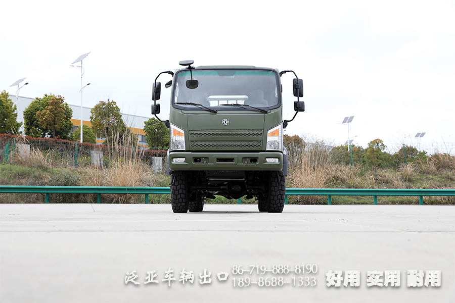 东风六驱,六驱越野卡车,平头卡车,柴油越野汽车,东风6*6卡车,东风6*6运兵车,东风运兵车,六驱运兵车,六驱民用车出口,卡车出口,