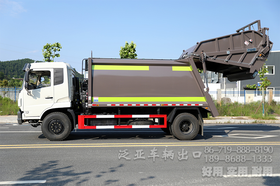 四驱越野底盘、四驱底盘改装、垃圾运输车、14立方垃圾车、轻卡环卫车、多功能垃圾车、4x2垃圾车