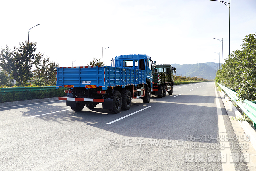 东风六驱，340马力卡车，六驱出口卡车，6*6货运卡车，长途货车，刹车降温水箱，6*6货运卡车