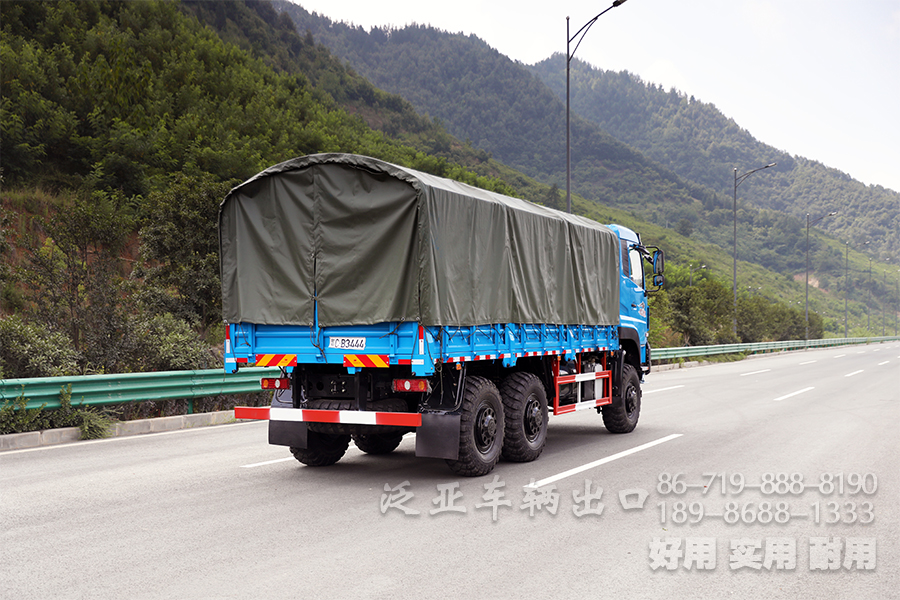 6×6重卡，6×6三桥车，三桥货运卡车，东风全驱，340马力重载卡车，5.5米长途货车