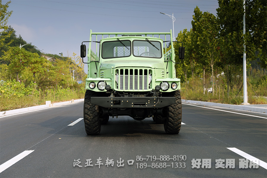 东风EQ2100,东风定制款越野车,长头EQ2100,六驱越野运兵车,6*6尖头载货汽车,六驱载货汽车,运兵卡车,长头卡车,190马力卡车,越野运兵车
