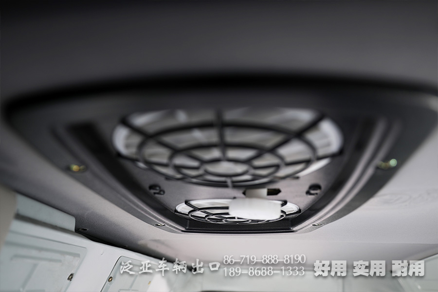 东风EQ2100,东风全驱越野卡车,长头EQ2100,六驱越野运兵车,6*6尖头载货汽车,六驱载货汽车,运兵卡车,长头卡车,210马力卡车,越野运兵车