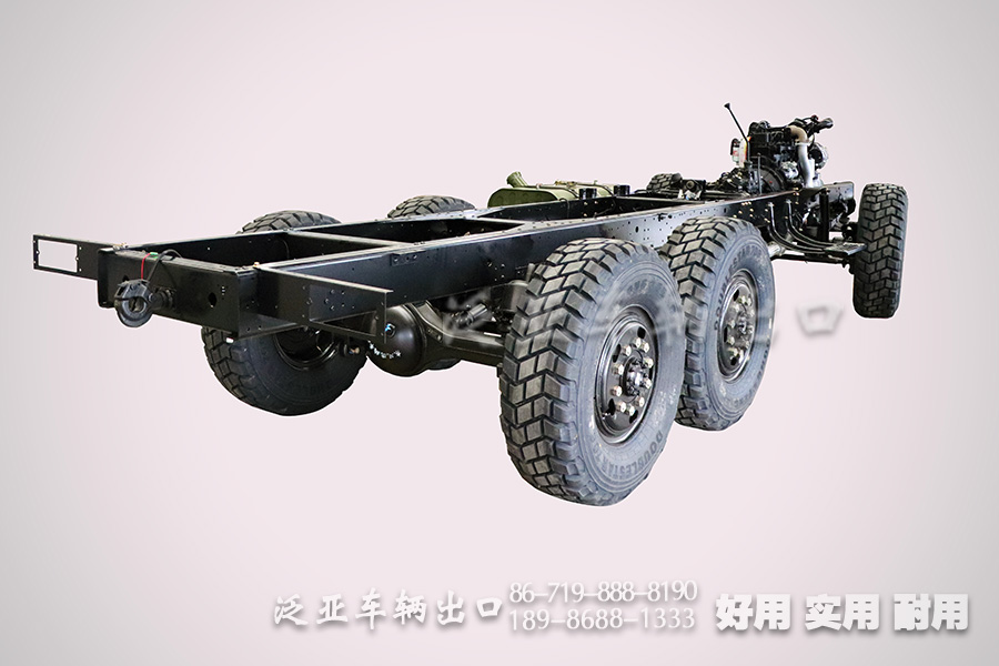 东风全驱底盘,EQ246,EQ245,东风6X6,底盘改装,专用三类底盘,越野专用三类底盘,可改装全驱底盘,7米2长底盘