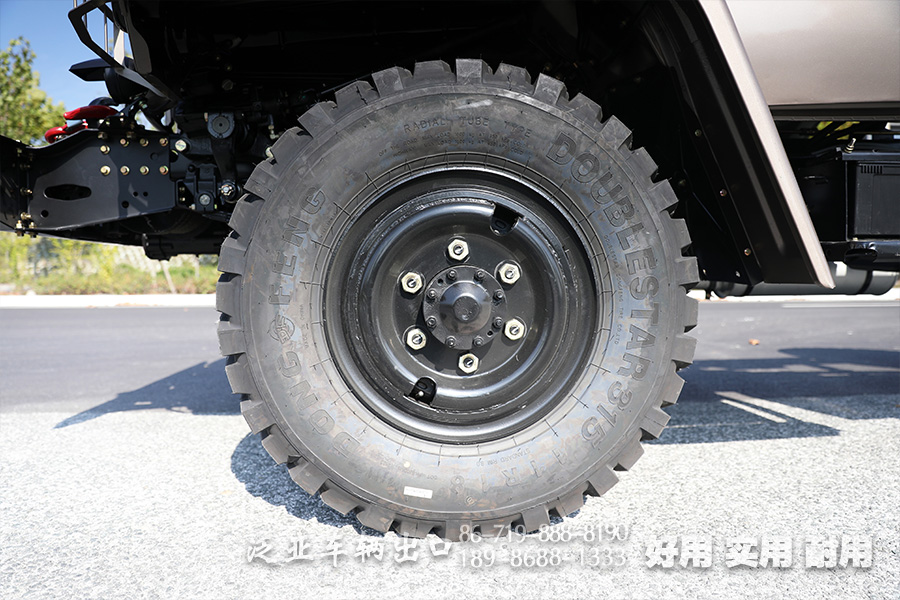 EQ240,东风长头底盘,东风全驱底盘,东风240,老牌越野车底盘,EQ2082E6D,经典卡车底盘,EQ240底盘,越野卡车底盘