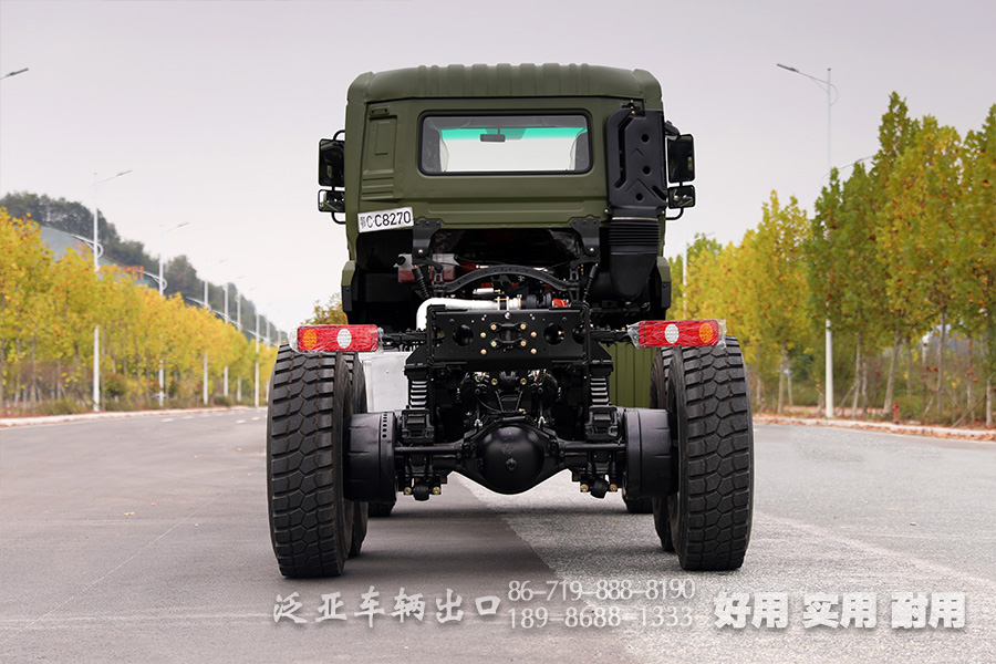 东风全驱,大马力越野底盘,东风运输车底盘,东风450马力底盘,平头卡车改装,卡车改装厂家,6x6平头,运输货车底盘