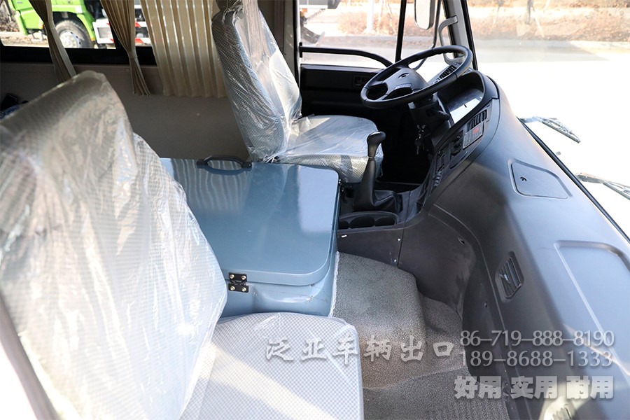 东风六驱客车，越野客车，东风全驱、东风巴士、村村通