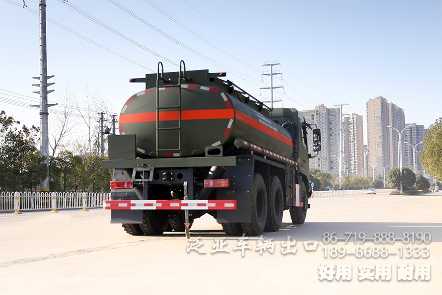 东风6x4、东风6x6、油罐车、加油车、罐式加油车、东风6x4越野油罐车、平头卧铺加油车