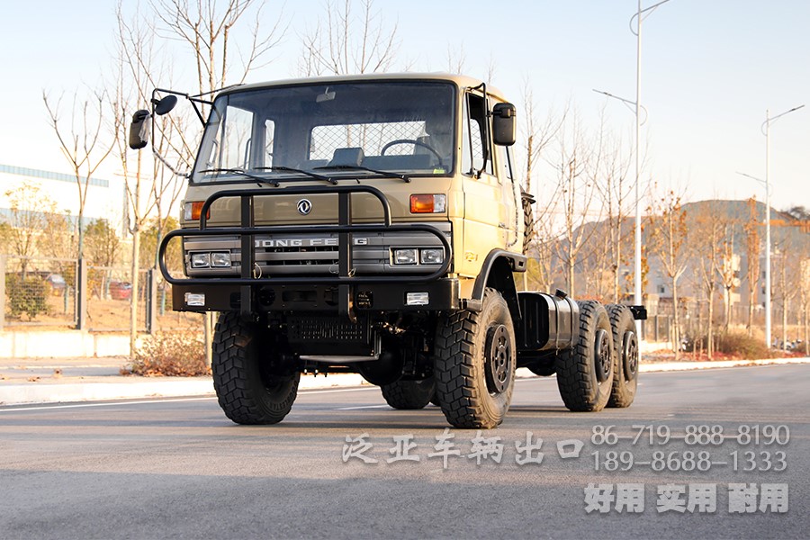 东风六驱舵灰色越野卡车底盘_东风6x6越野专用车底盘、东风排半驾驶室越野载货车底盘