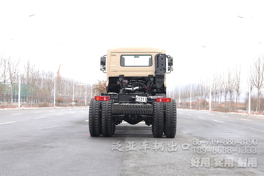 东风底盘改装,八驱底盘,东风450马力底盘,东风八驱,大马力越野底盘,450马力底盘,后八轮越野底盘,全驱可改装型底盘