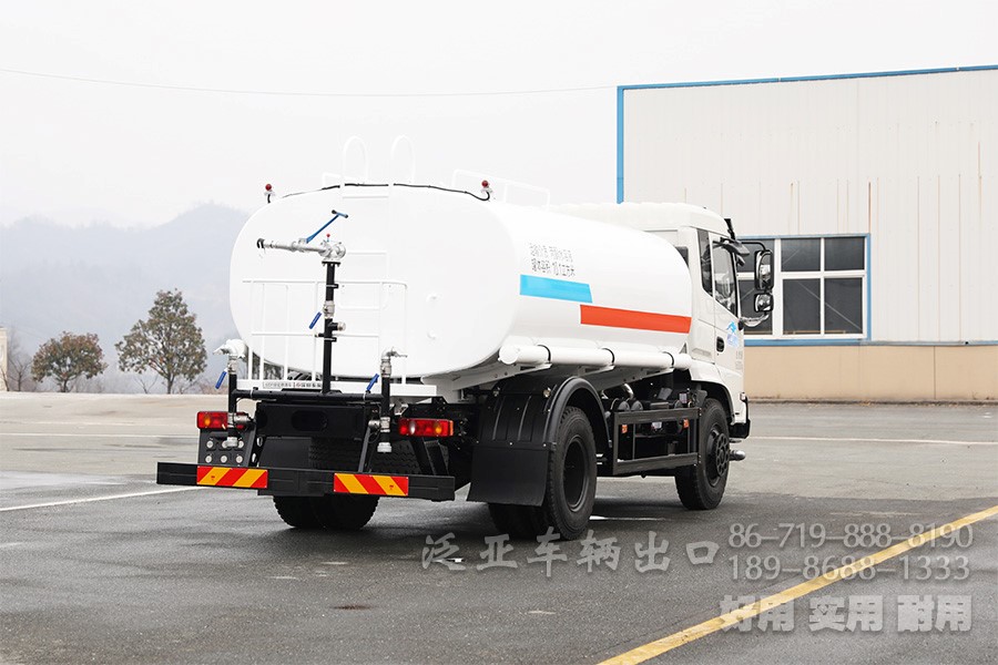 消防运水车，10方喷洒车，东风消防车，4*2水罐车，国三喷洒车，环卫绿化车，绿化喷洒车