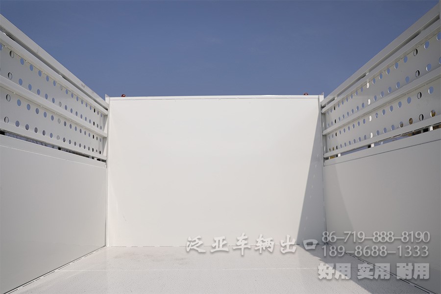 东风13吨自卸车，四驱自卸卡车，4x4自卸车，货箱加高型自卸车，越野自卸卡车，两桥矿用自卸车，自卸车出口，自卸车销售