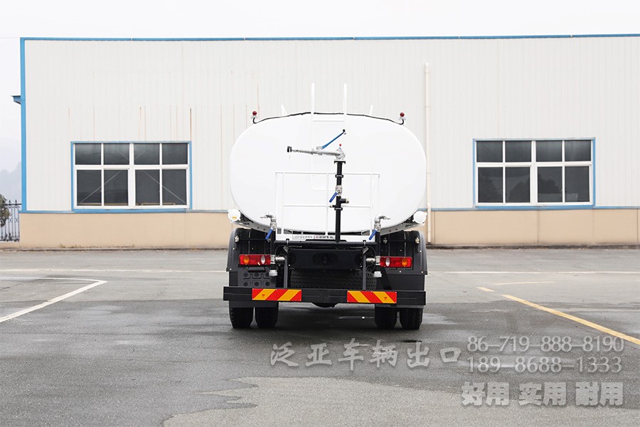 消防运水车，10方喷洒车，东风消防车，4*2水罐车，国三喷洒车，环卫绿化车，绿化喷洒车