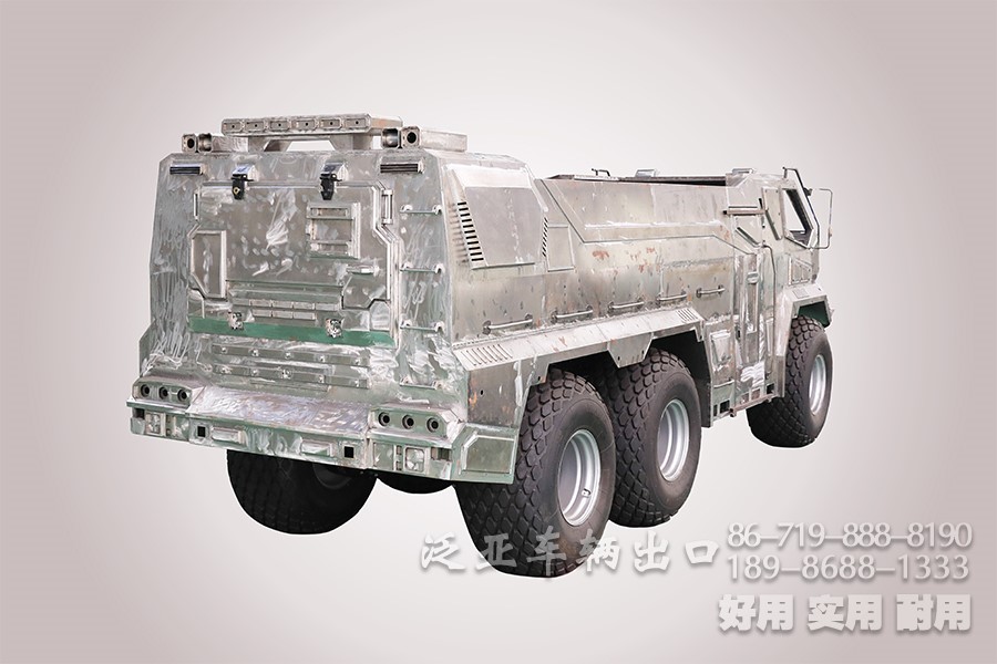 沙漠车、装甲车、自动挡、6×6、大脚怪、越野冲浪车