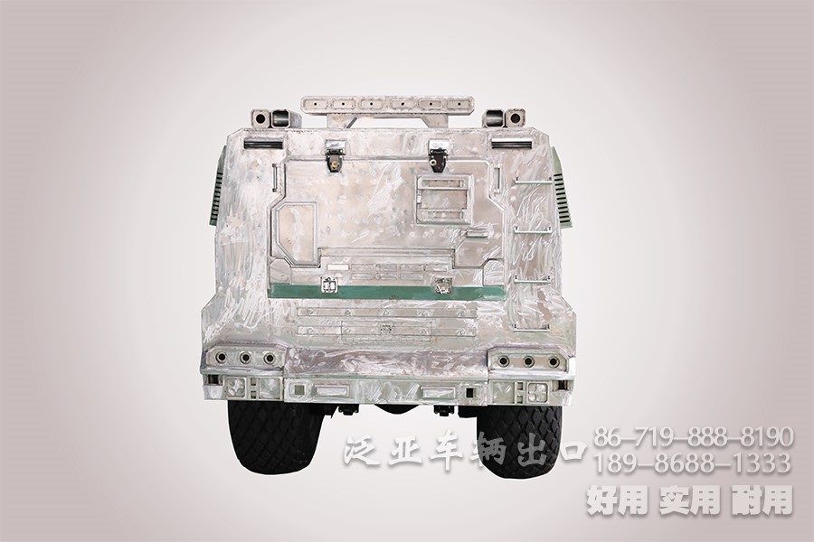 沙漠车、装甲车、自动挡、6×6、大脚怪、越野冲浪车