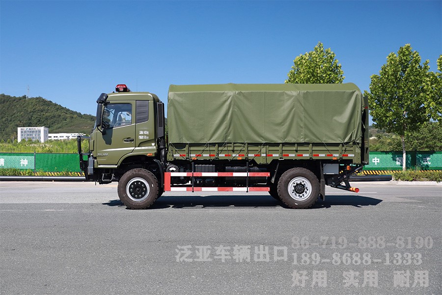 东风四驱，4x4全驱，运兵车