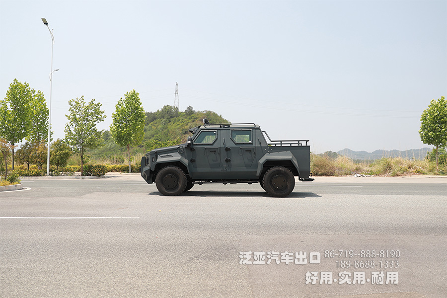 四驱,装甲越野车,运输车,防护型多功能巡逻指挥车,进口艾利逊自动挡皮卡车